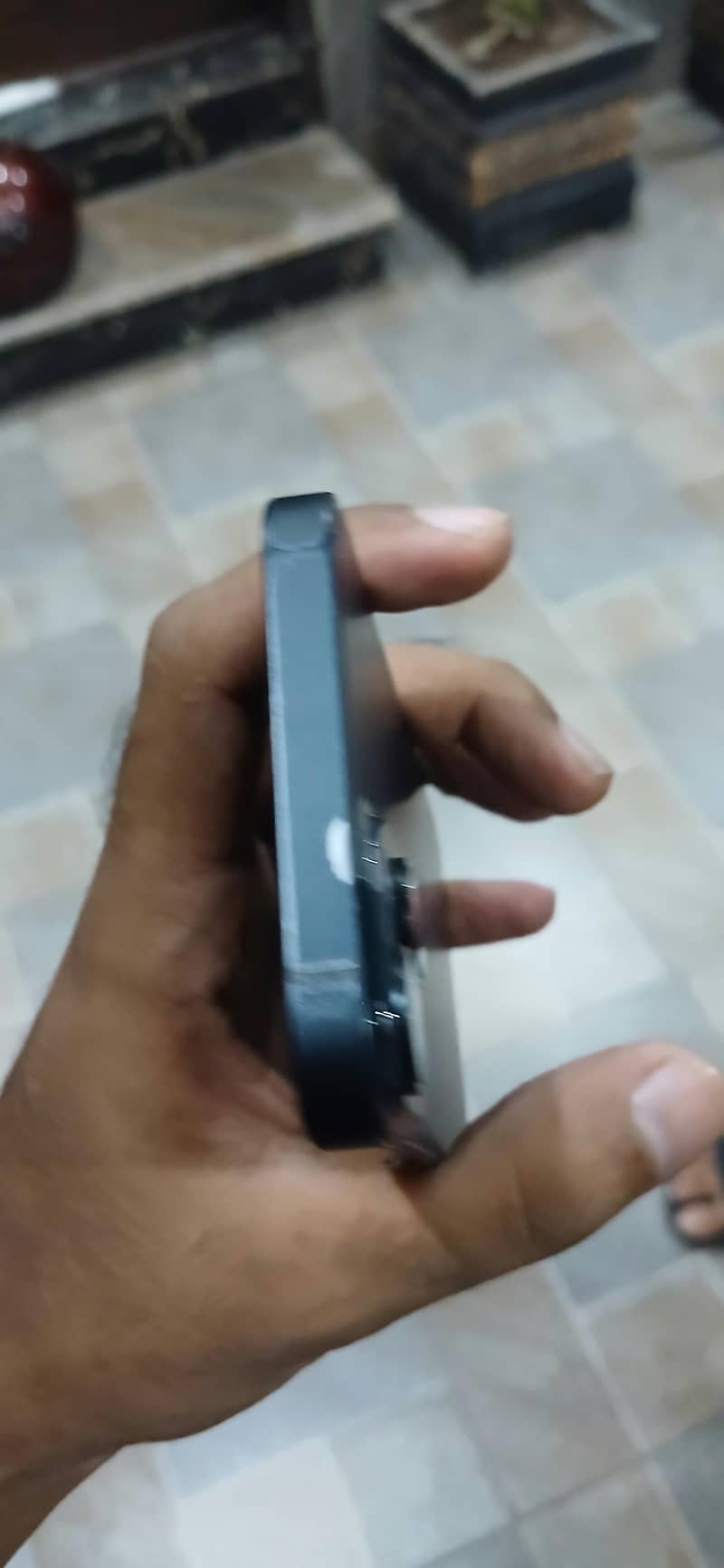 Apple iPhone 14 4