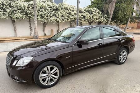 Mercedes E Class CGI E250 Fully Loaded 2010 Shanawaz Import Looks New