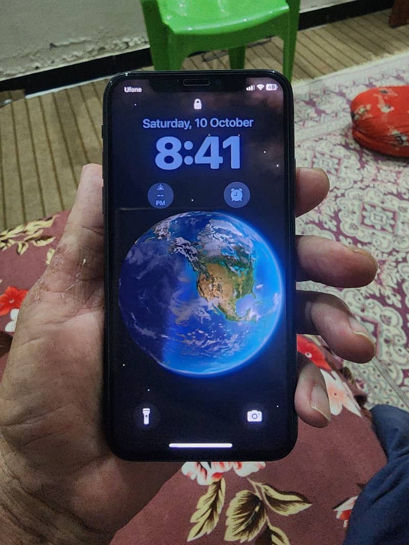 Apple iPhone XS 1