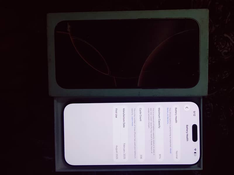Apple iPhone 16 Pro Max 4