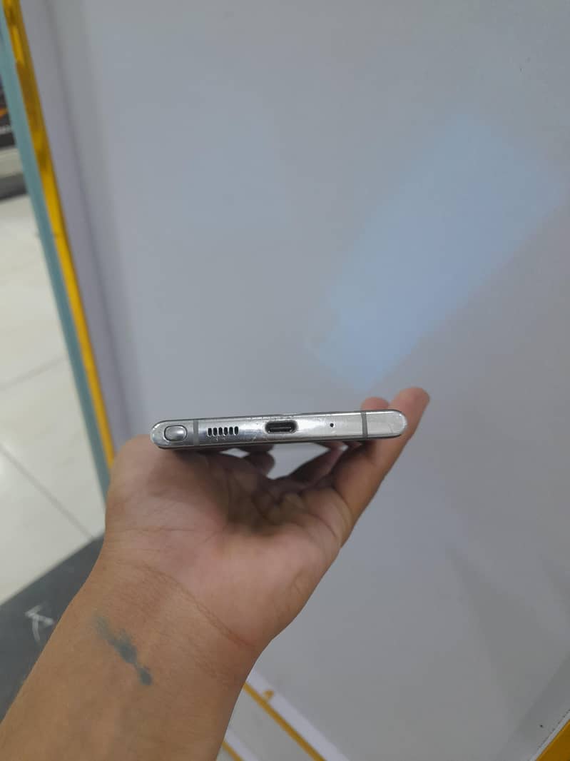 Samsung Mobile Note 10 Plus 6