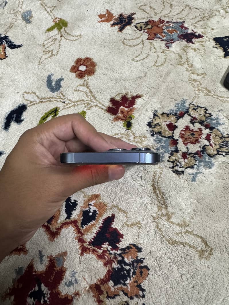 Apple iPhone 13 Pro 6