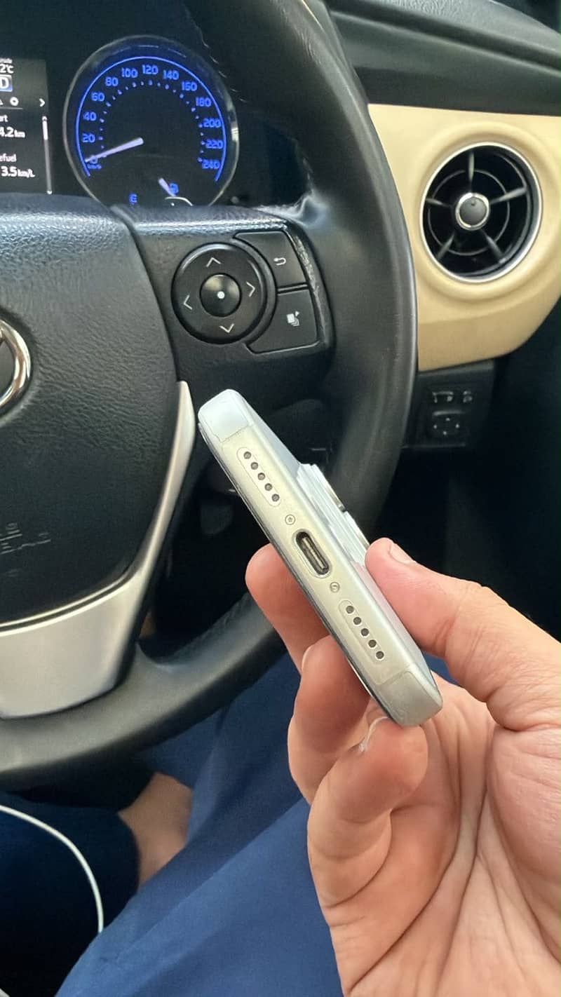 Apple iPhone 17 Pro 1