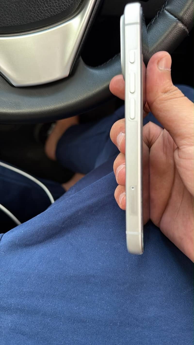 Apple iPhone 17 Pro 3