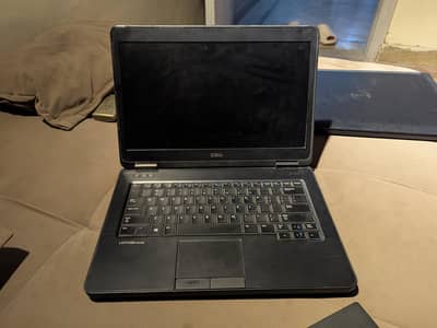 Dell Latitude E5440 for Sale | 4GB RAM | 128GB SSD