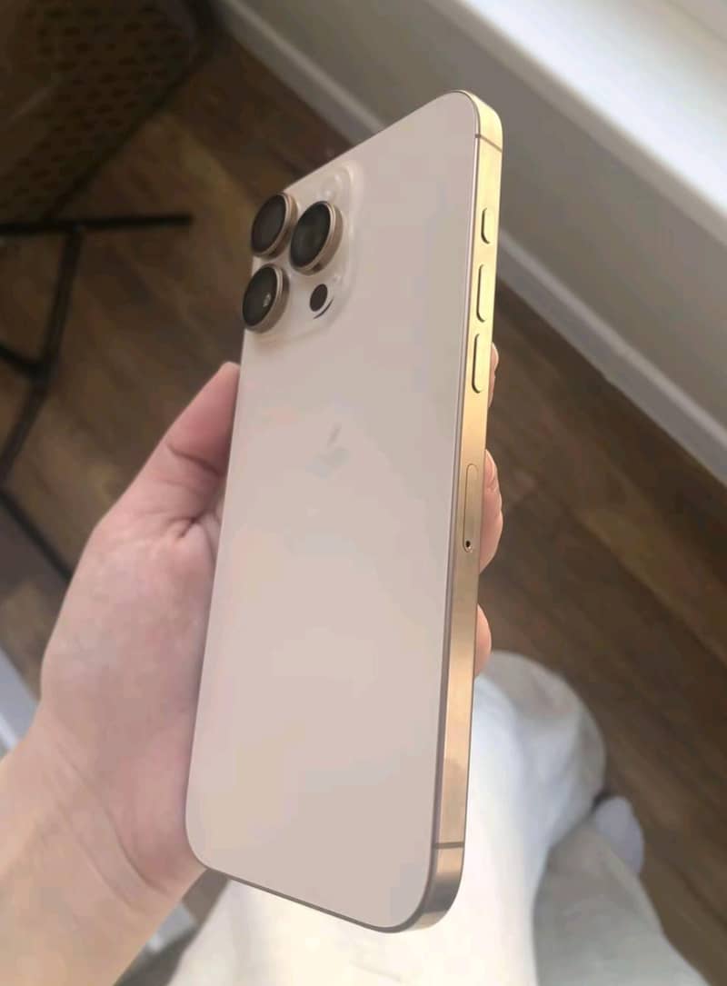 Apple iPhone 16 Pro Max JV 2