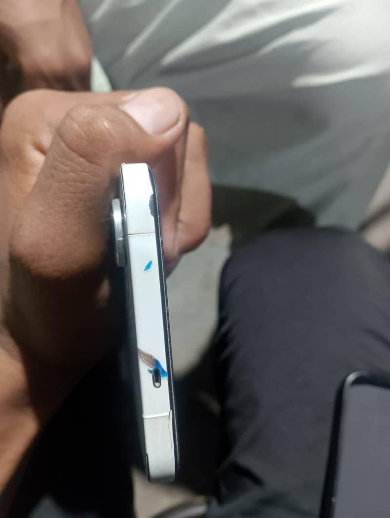 Tecno Spark Pro 40 1