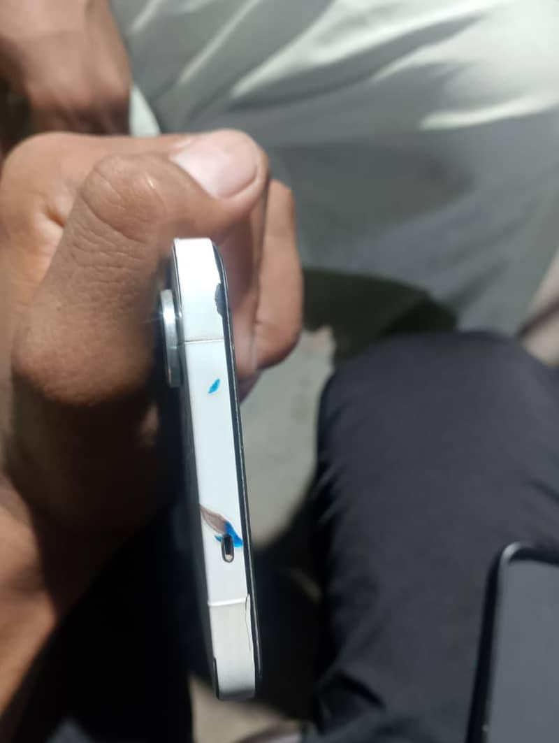 Tecno Spark Pro 40 6