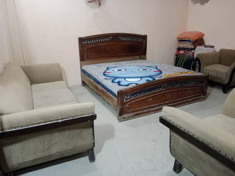 Bed & 7 Seater sofa 3