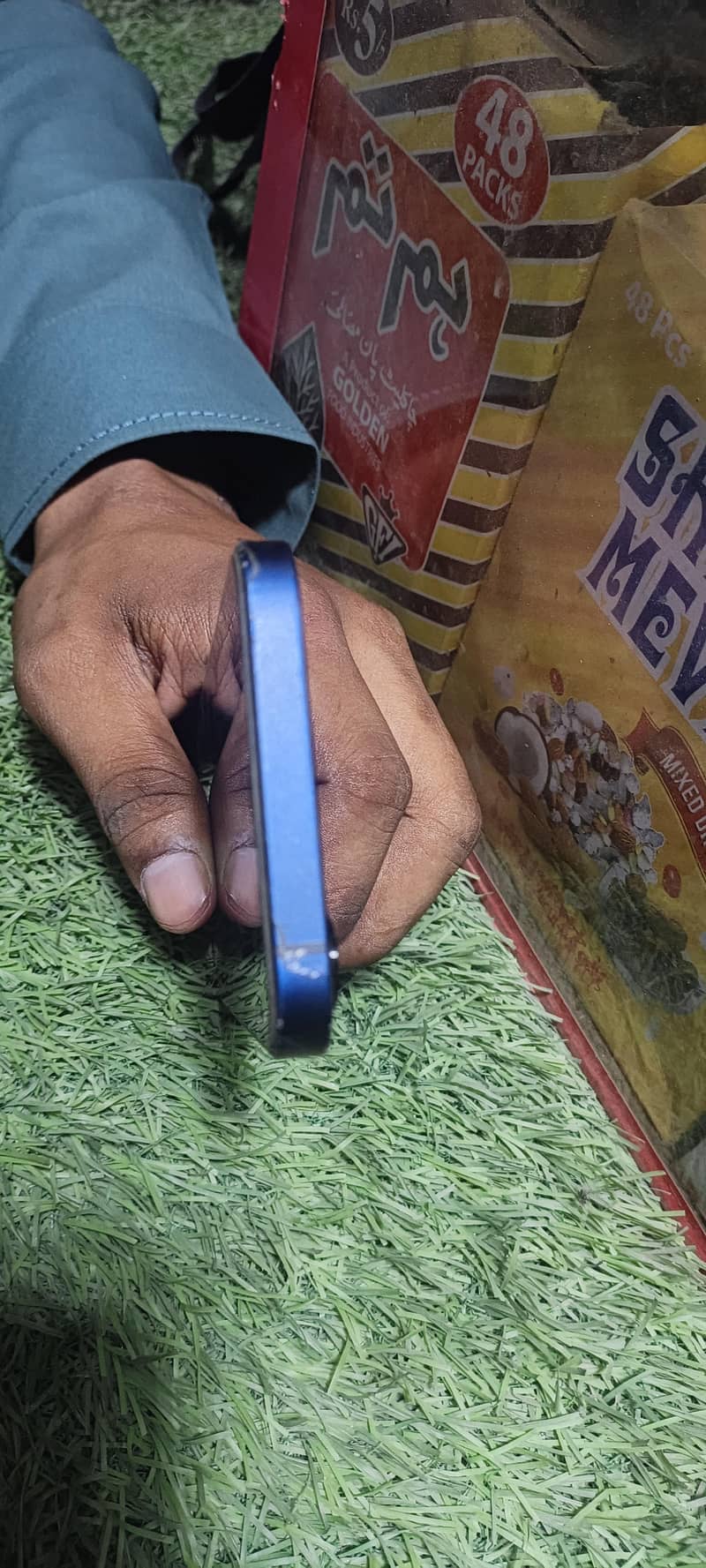 Apple iPhone 12 3