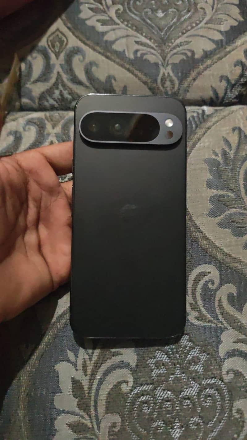 Google Pixel 9 Pro XL 4