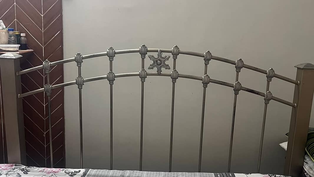 used iron bed set 2