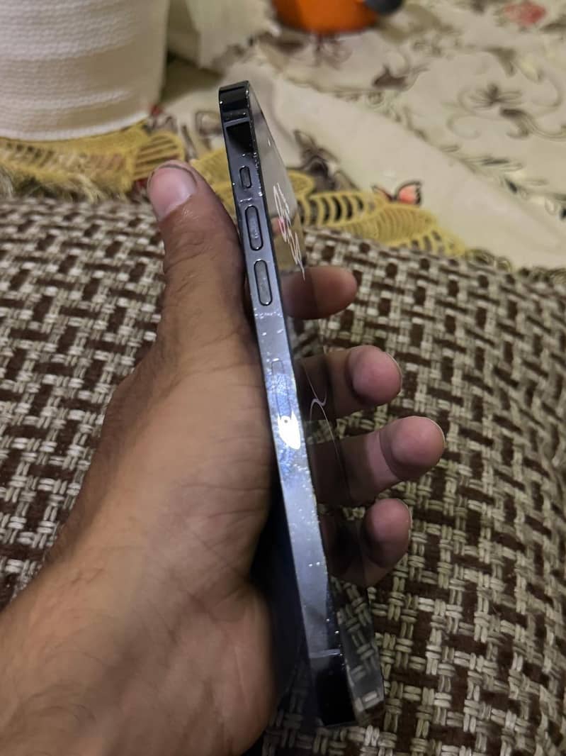 Apple iPhone 14 Pro Max 7
