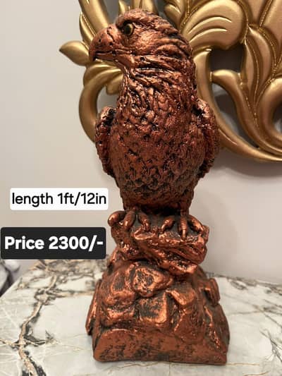 Decor Items, Decorations, Display items, Home decor