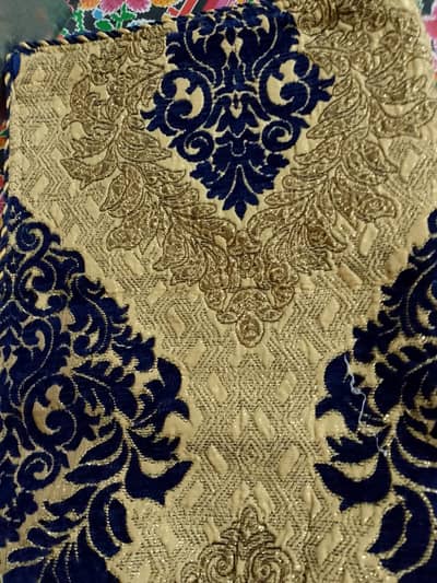 PKG of Fency Bedding set and AC Blanket