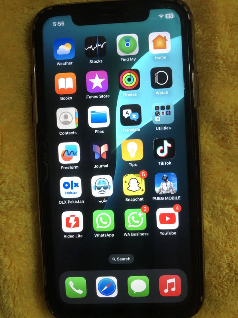 Apple iPhone XR 5