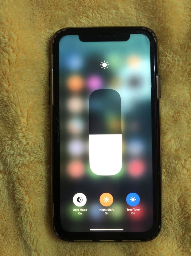 Apple iPhone XR 6