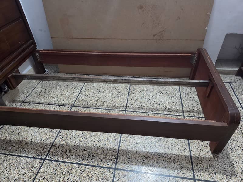 Single Bed 3.5 x 6.5 0