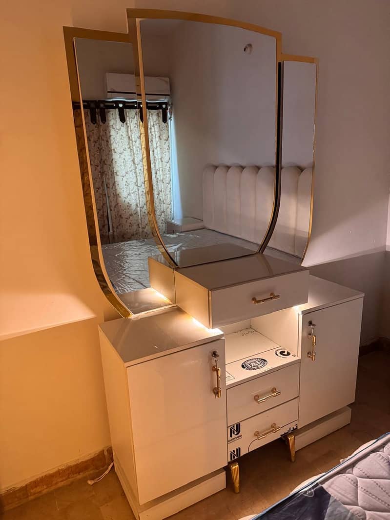 Bedroom set 12