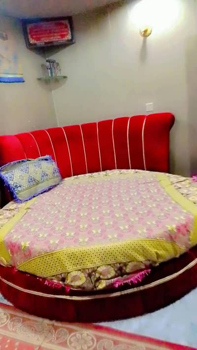 Round shape Bed set with Master Molty Foam