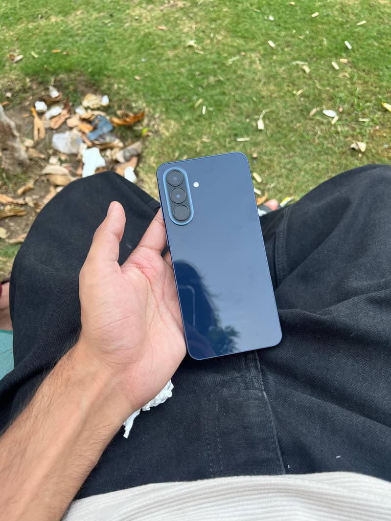 Samsung Mobile A57 3
