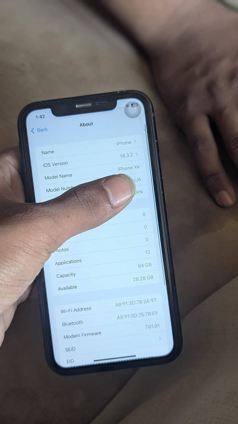 Apple iPhone XR 1