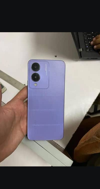 Vivo Y17s