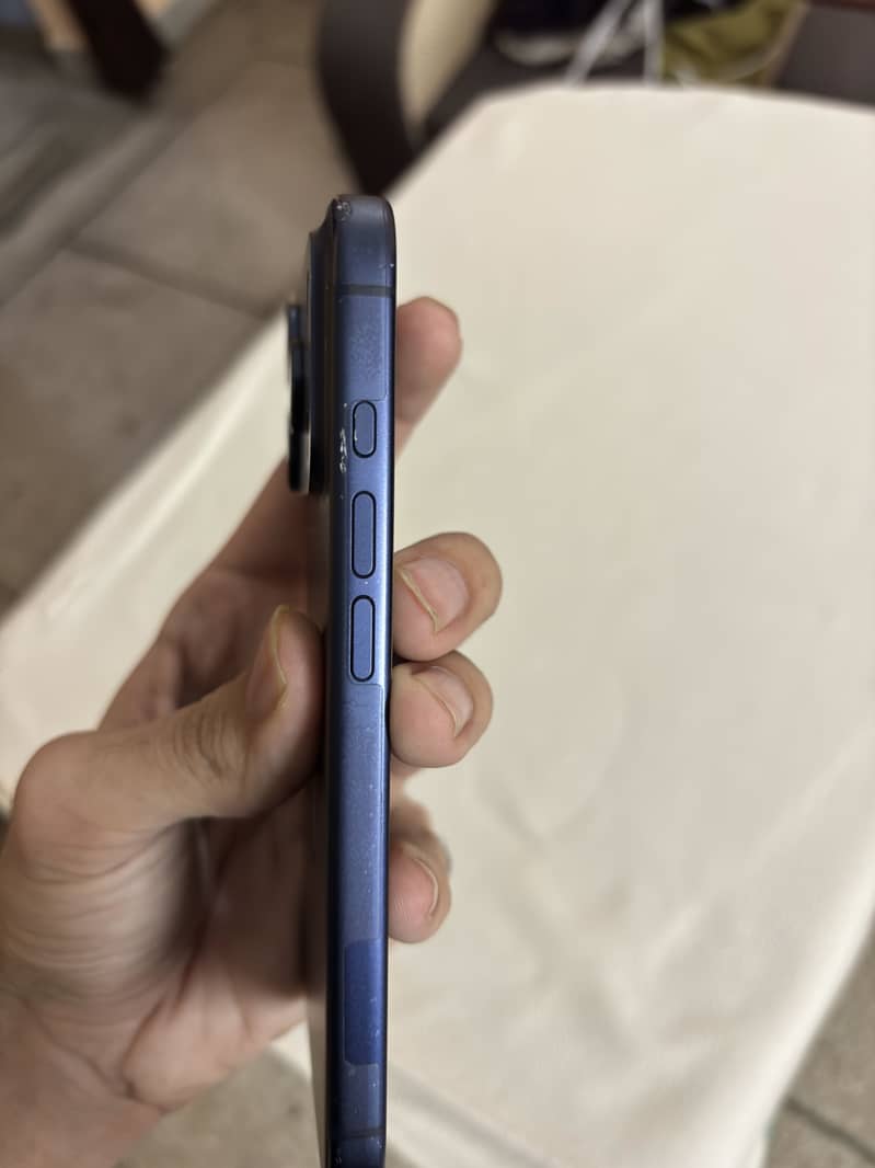 Apple iPhone 17 Pro 1