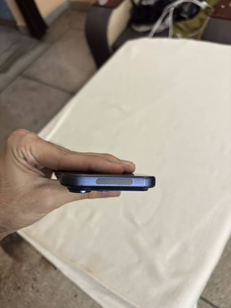 Apple iPhone 17 Pro 4
