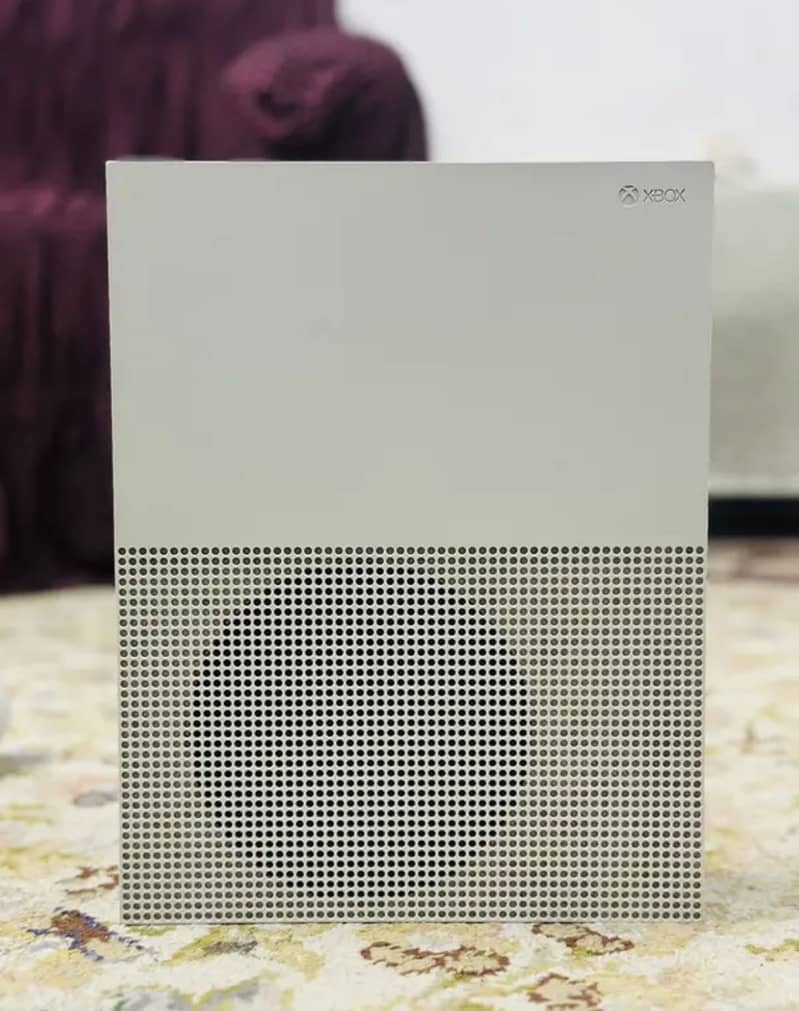Xbox one S 0