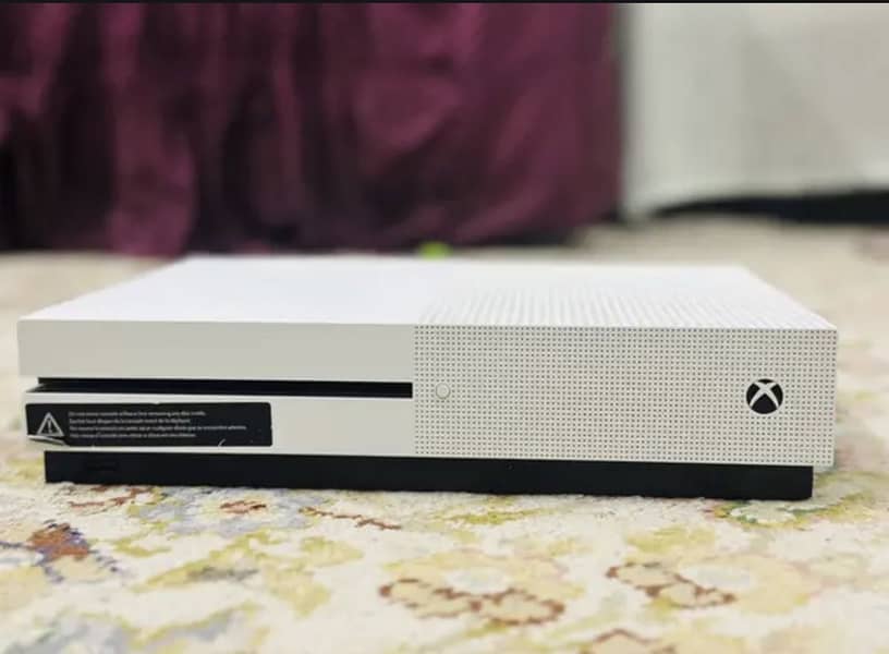 Xbox one S 2