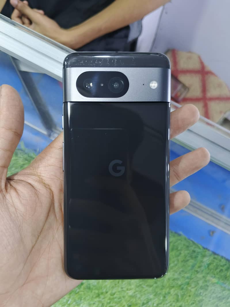 Google Pixel 8 1