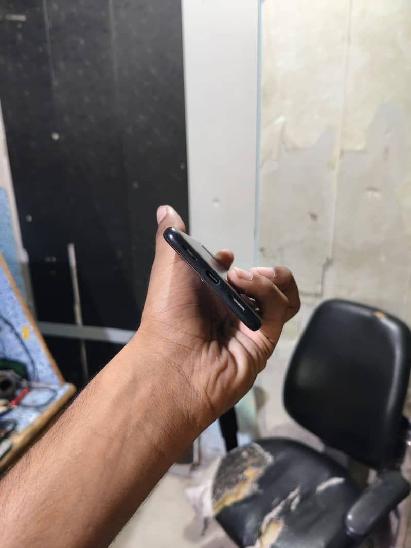 Google Pixel 5 8/128 sim working 3
