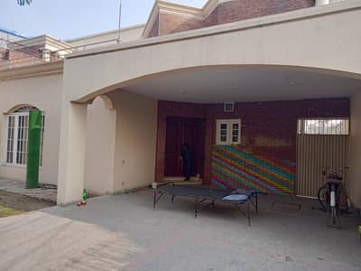 Cantt, 1 Kanal Upper Portion For Rent Gulberg Upper Mall Garden Town Shadman Gor Zaman Park Lahore