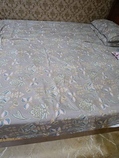 spring mattress good condition