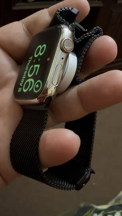 Apple Watch Series 9 stainless steel