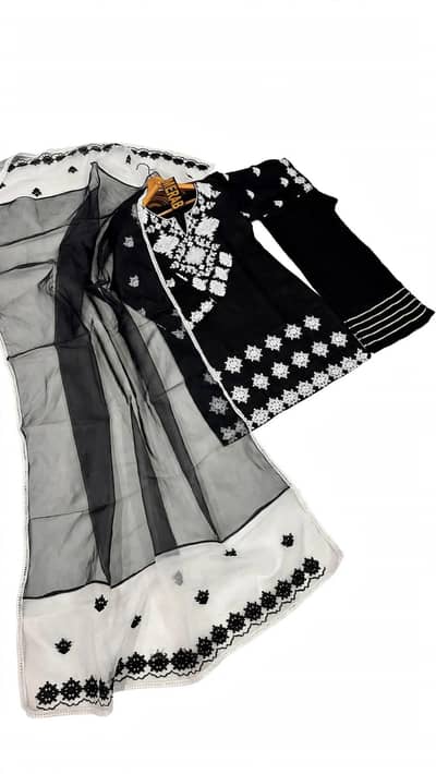 Women Black Bareeze cotton Embroidered 3 Pc Suit With Organza Dupatta