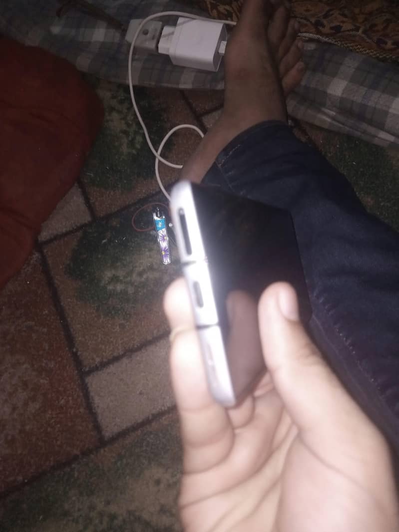 One Plus 8 4