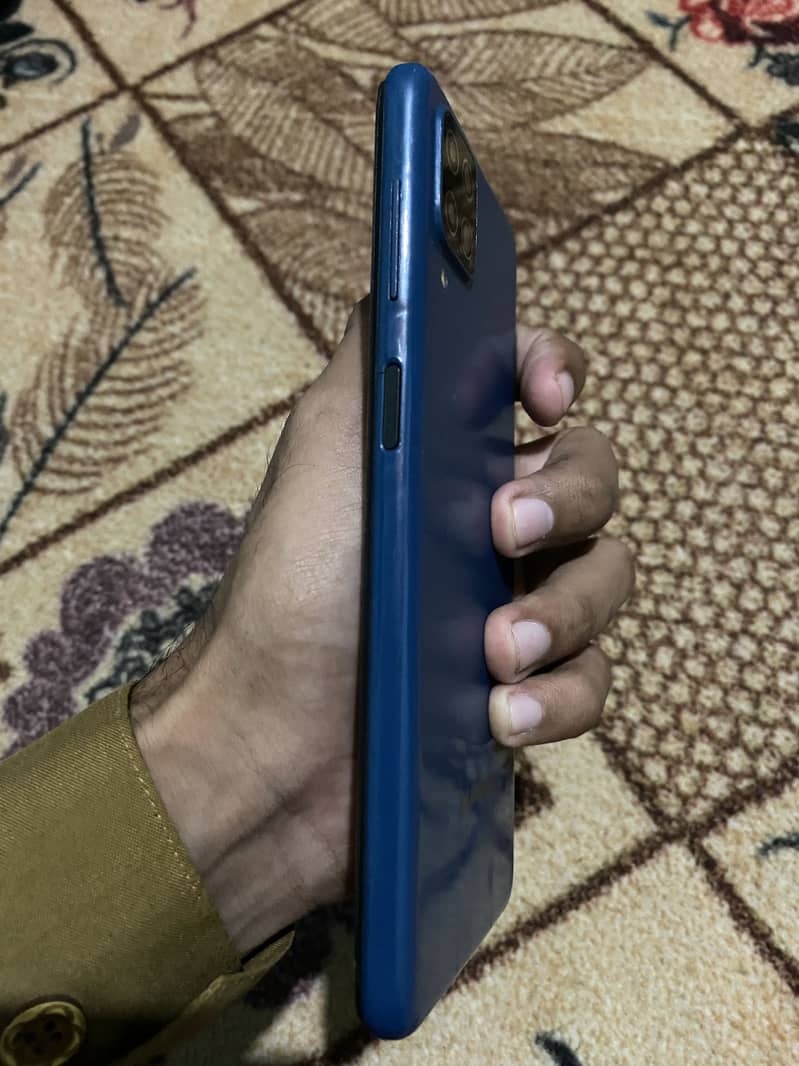 Samsung Mobile A12 0