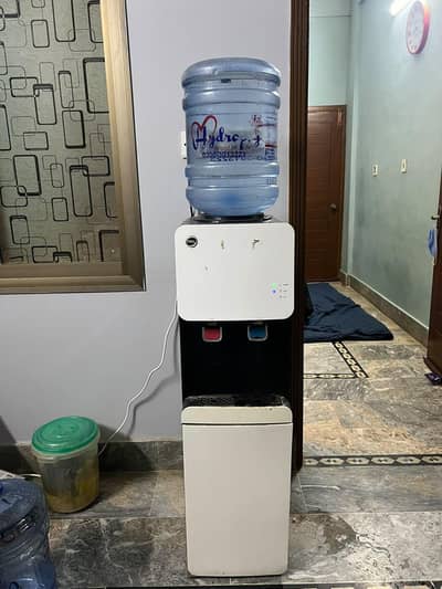 Water dispenser
