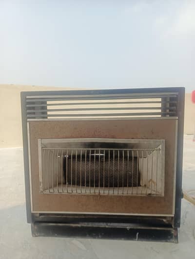 ​Metal Body Gas Room Heater in Good Working Condition
