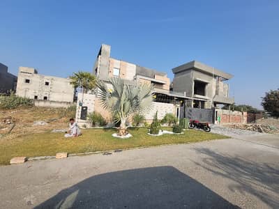 1 Kanal Residential Plot DHA Phase 7, Block U A Prime Investment Opportunity In A Sought-After Location. Enjoy A Well-Established Neighborhood With