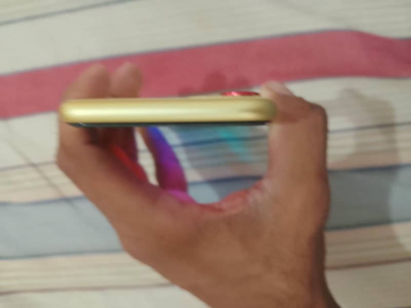 Apple iPhone 11 5