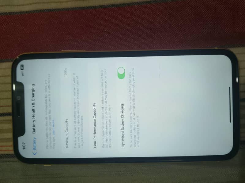 Apple iPhone 11 7