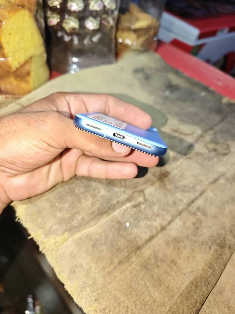 Google Pixel 8a call and watsap 1