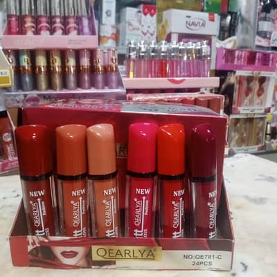 Matte lipglosses