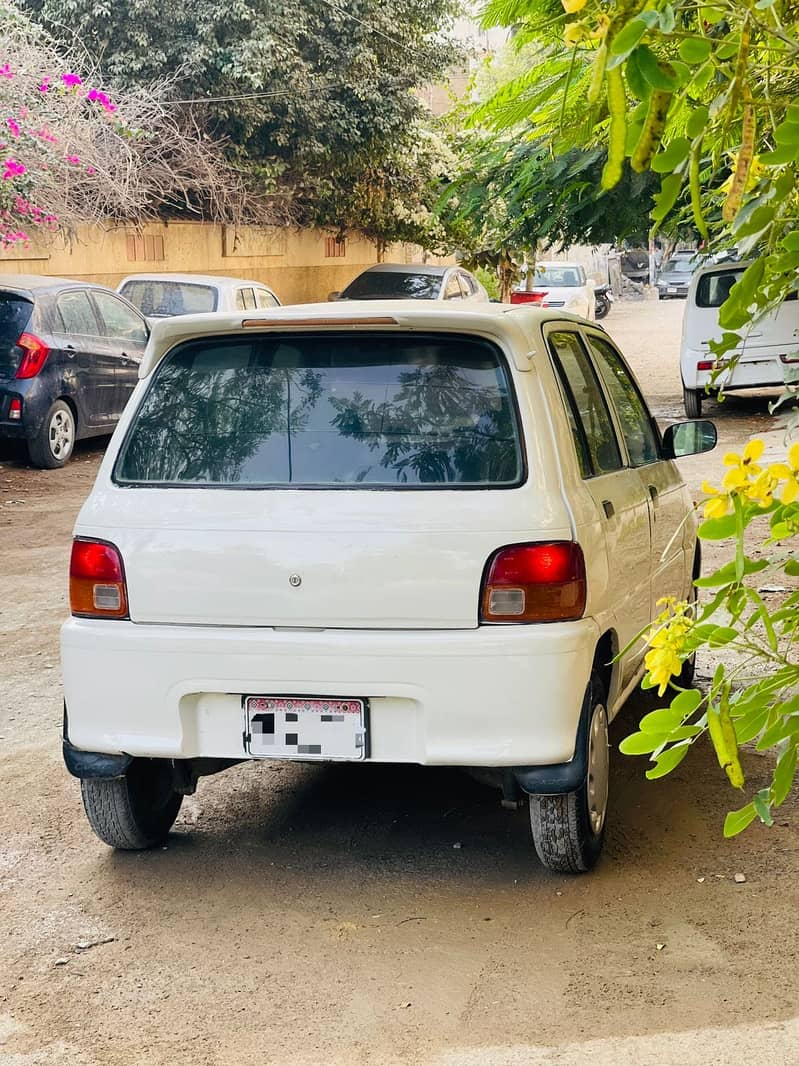 Daihatsu Coure Automatic 7