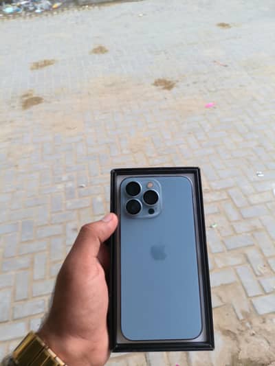 Apple iPhone 13 Pro