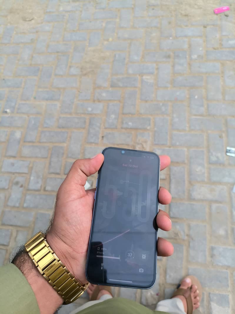 Apple iPhone 13 Pro 6