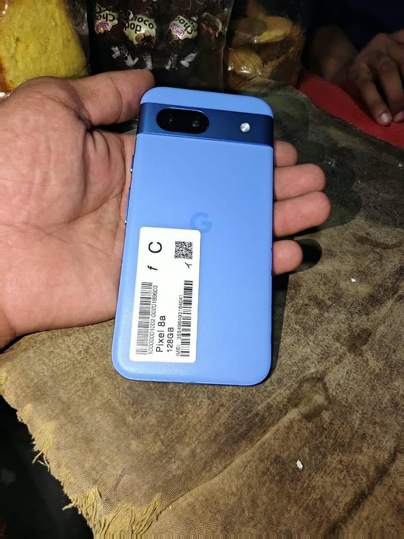 Google Pixel 8a call and watsap 5
